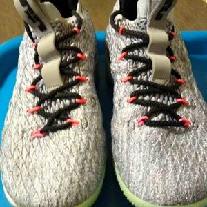 🏀Men's Nike LeBron 15 Low Ashes Shoes 2018 Size 8.5🏀